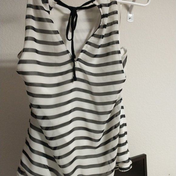 Express Striped Halter Top - Picture 2 of 3